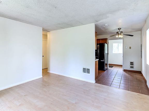 4th image of 6012 NE 17th Ave