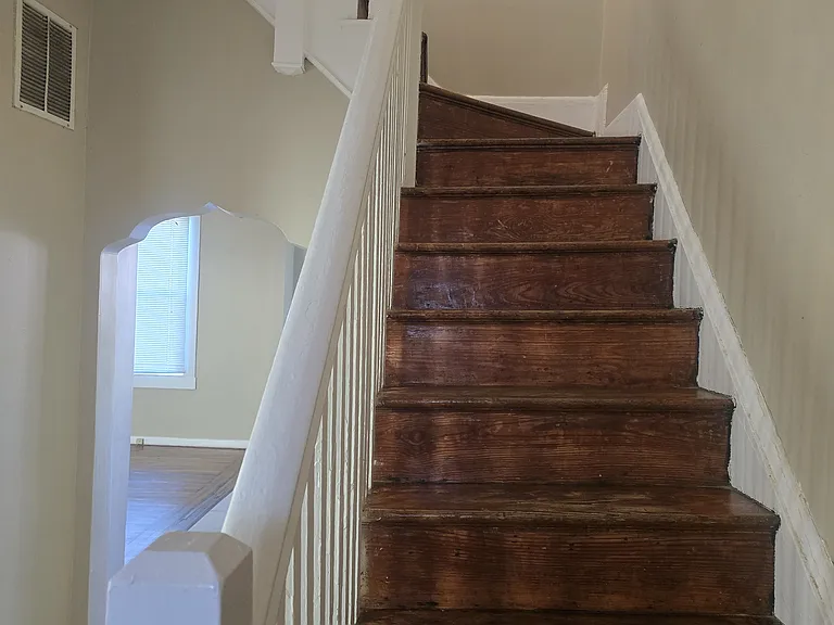 4028 W Cold Spring Ln — Photo 8