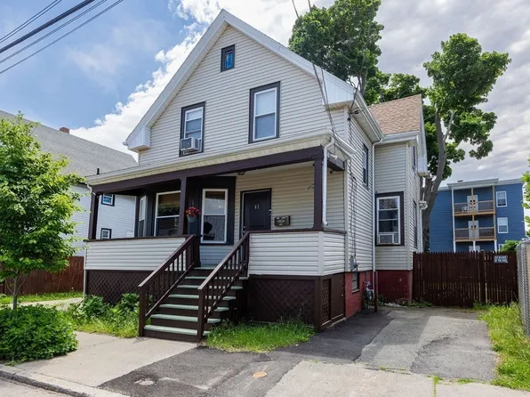 67 Oakville St, Lynn, MA 01905