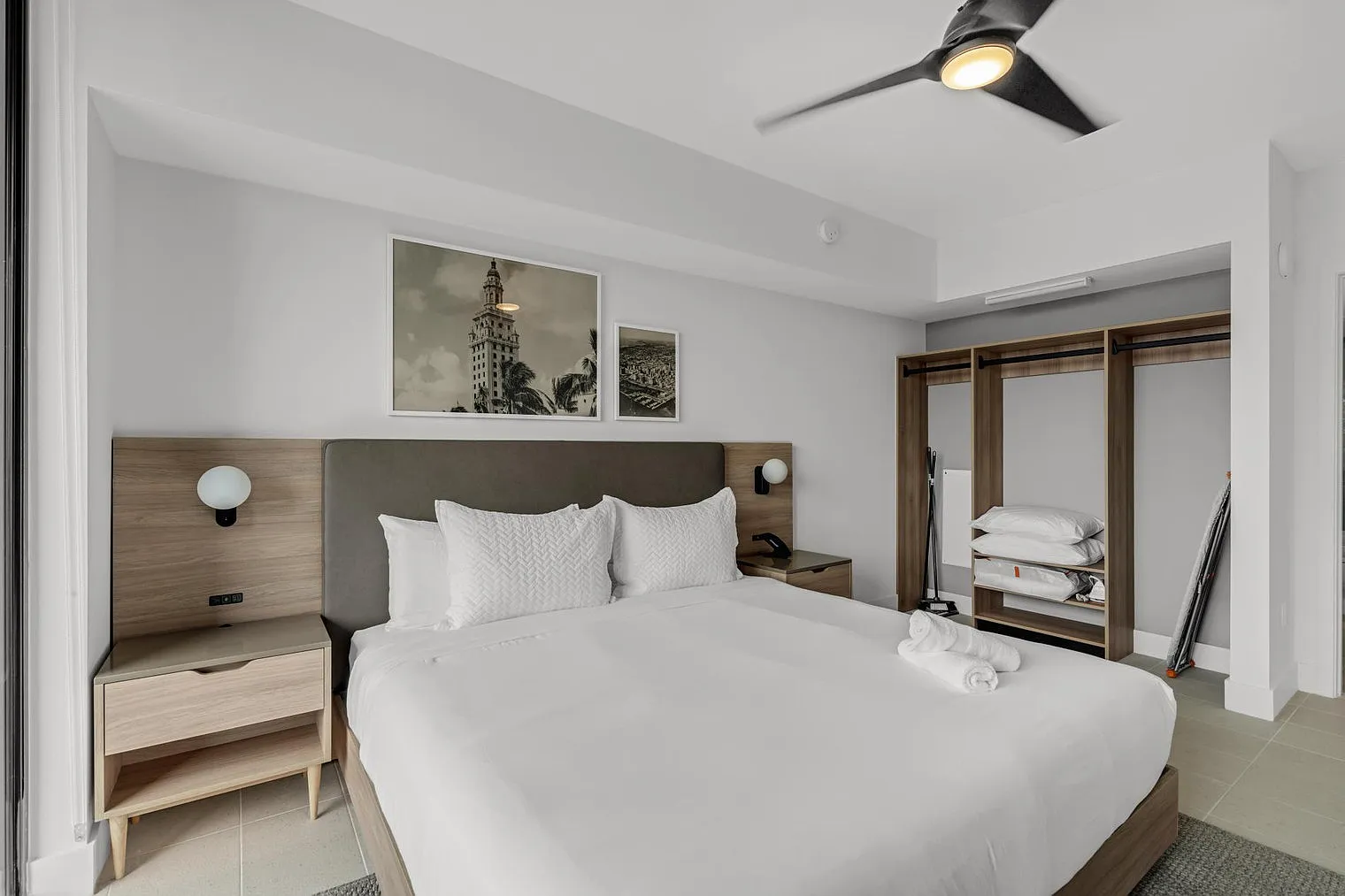 1 bed, 1.0 bath, 688 sqft, $7,482 — Photo 4