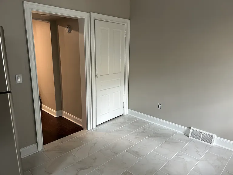 4054 Howley St #1 — Photo 7