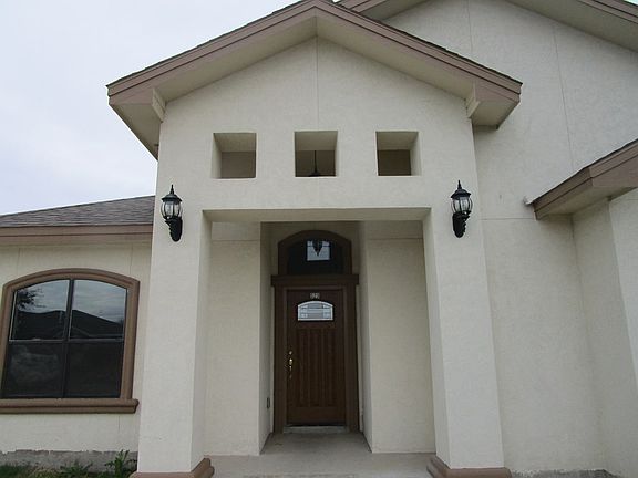 2nd image of 523 Westlake Blvd