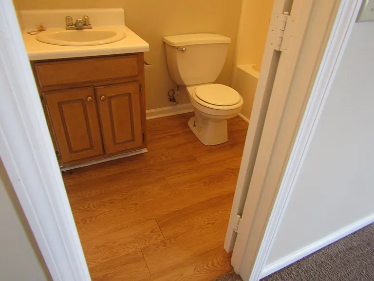202 Largo Ct — Photo 4