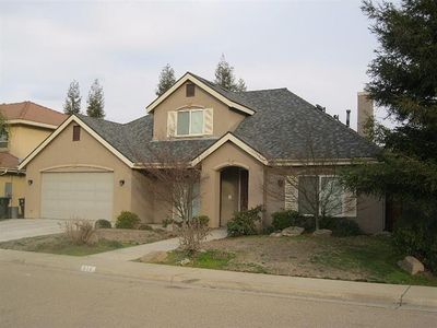 318 S Willow Glenn Dr, Reedley, CA, 93654