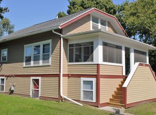 68 W Sarnia St, Winona, MN 55987