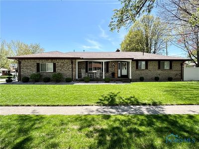 3054 Springtime Dr, Oregon, OH, 43616