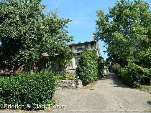 1st image of 529 32nd Ave S