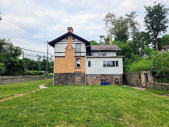 2nd image of 2118 Monroeville Rd