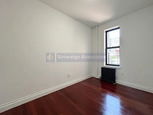 Rented by Sovereign Associates | media 17