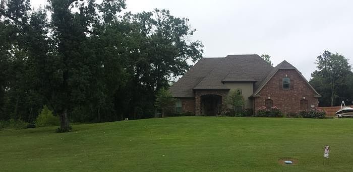 1st image of 160 Hallmark Dr