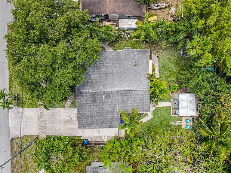 404 S Caloosahatchee Ave — Photo 34