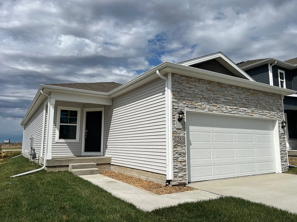 Building Photo - 1283 Williamsburg Ln #1