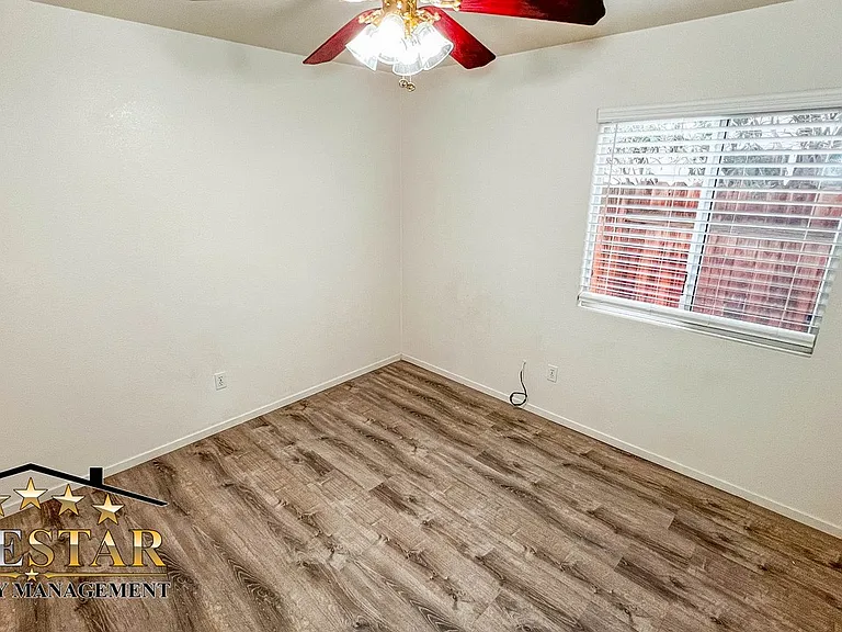 5514 Sierra Caves Ave — Photo 22