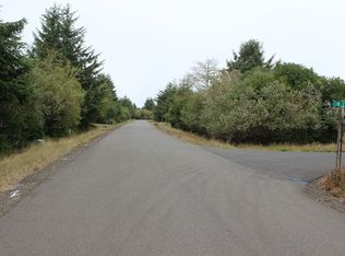 834 Vagabond Ave SW, Ocean Shores, WA 98569