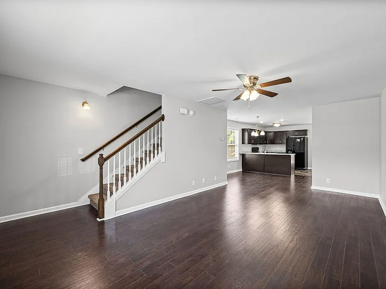 365 Sam Houston Cir — Photo 6