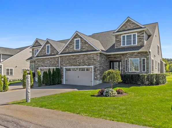 15 Cape Club Dr Unit 15, Sharon, MA 02067