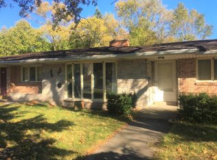 515 Oak St, Manistee, MI 49660