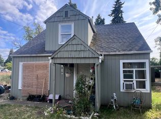 2464 Primrose St, Lebanon, OR 97355