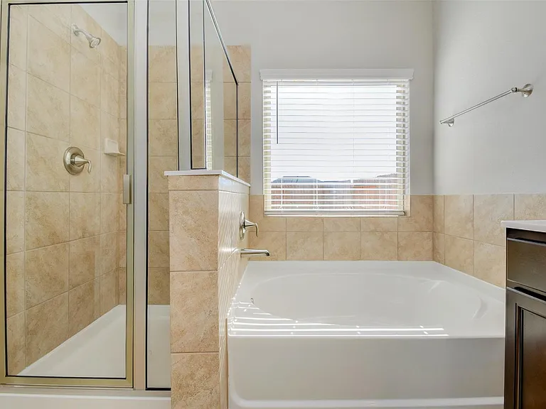 3221 Hatteras Dr — Photo 28
