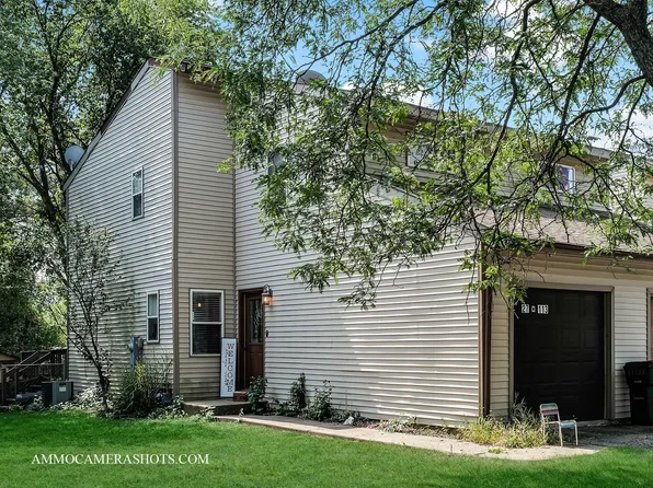 27W113 Cooley Ave, Winfield, IL 60190