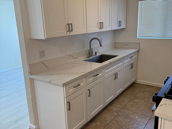 2nd image of 315 W Palmer Ave APT 3
