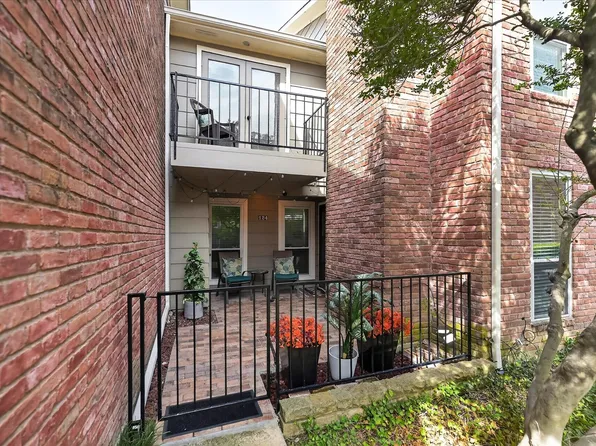 7510 Holly Hill Dr APT 124, Dallas, TX 75231