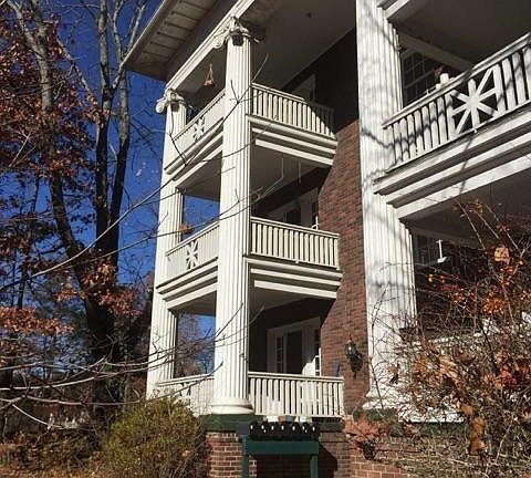 3rd image of 111 Cumberland Ave APT 3
