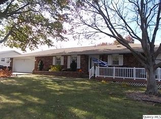 345 Park Dr, Hamilton, IL 62341