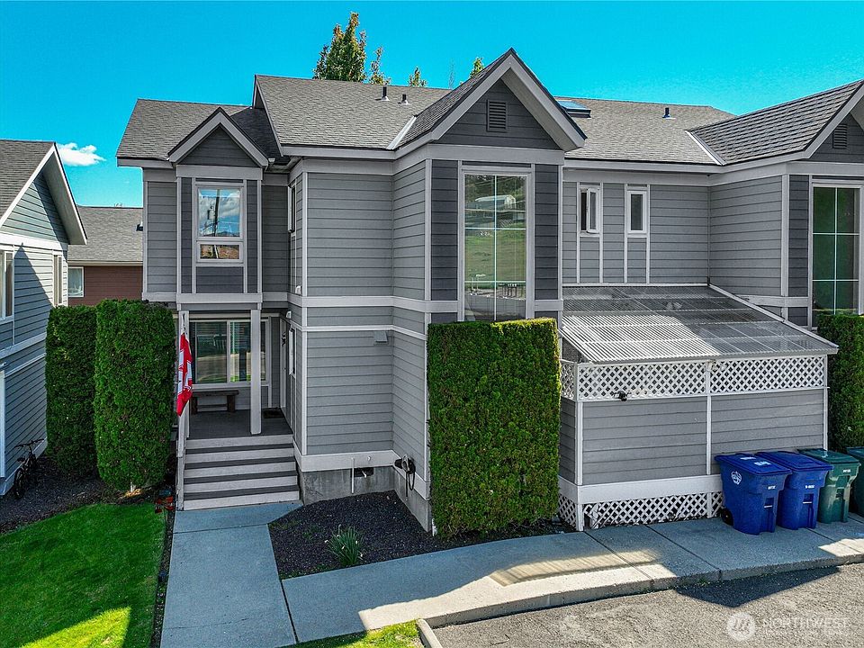 1st image of 433 W Webster Avenue