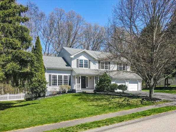 30 Whitten Ave, Stoughton, MA 02072