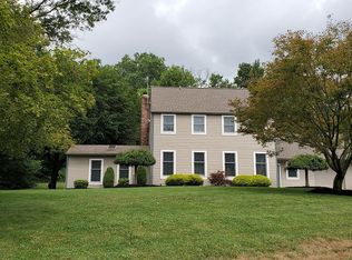 16 Sand Sam Cir, Furlong, PA 18925