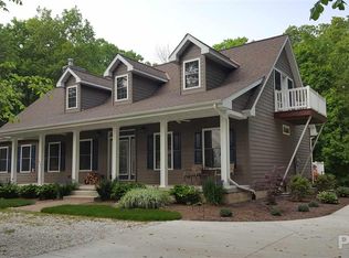 355 Illini Dr, Hopewell, IL 61565