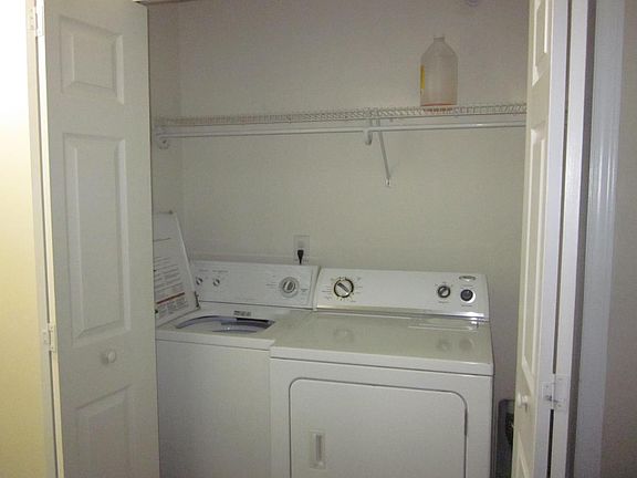 Full sized Washer/Dryer