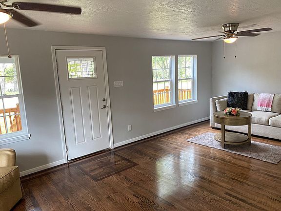 3rd image of 4617 Neal Dr