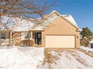 1617 Southpointe Cir NE, Canton, OH 44714
