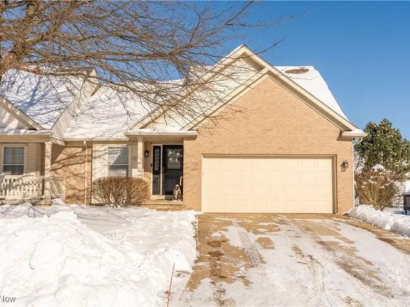 1617 Southpointe Cir NE, Canton, OH 44714