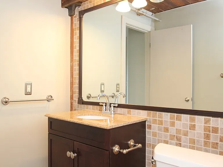68 Thermos Ave #207 — Photo 10