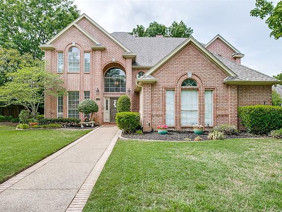 2nd image of 1006 Saint Andrews Dr