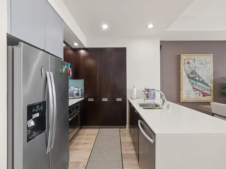 575 6th Ave #1804 — Photo 7