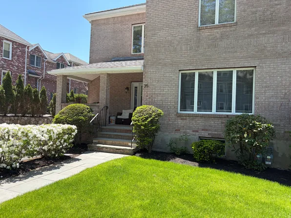 35 Eddy St, Newton, MA 02465