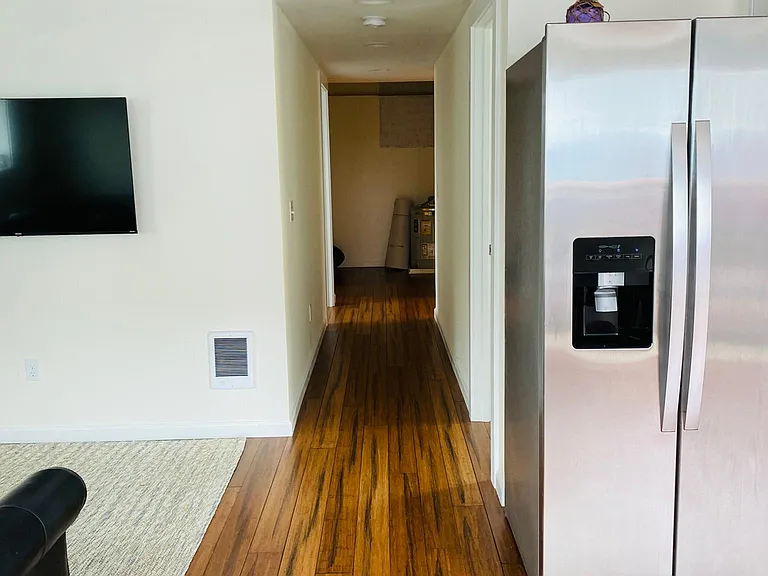 111 Pacific Ave S — Photo 15