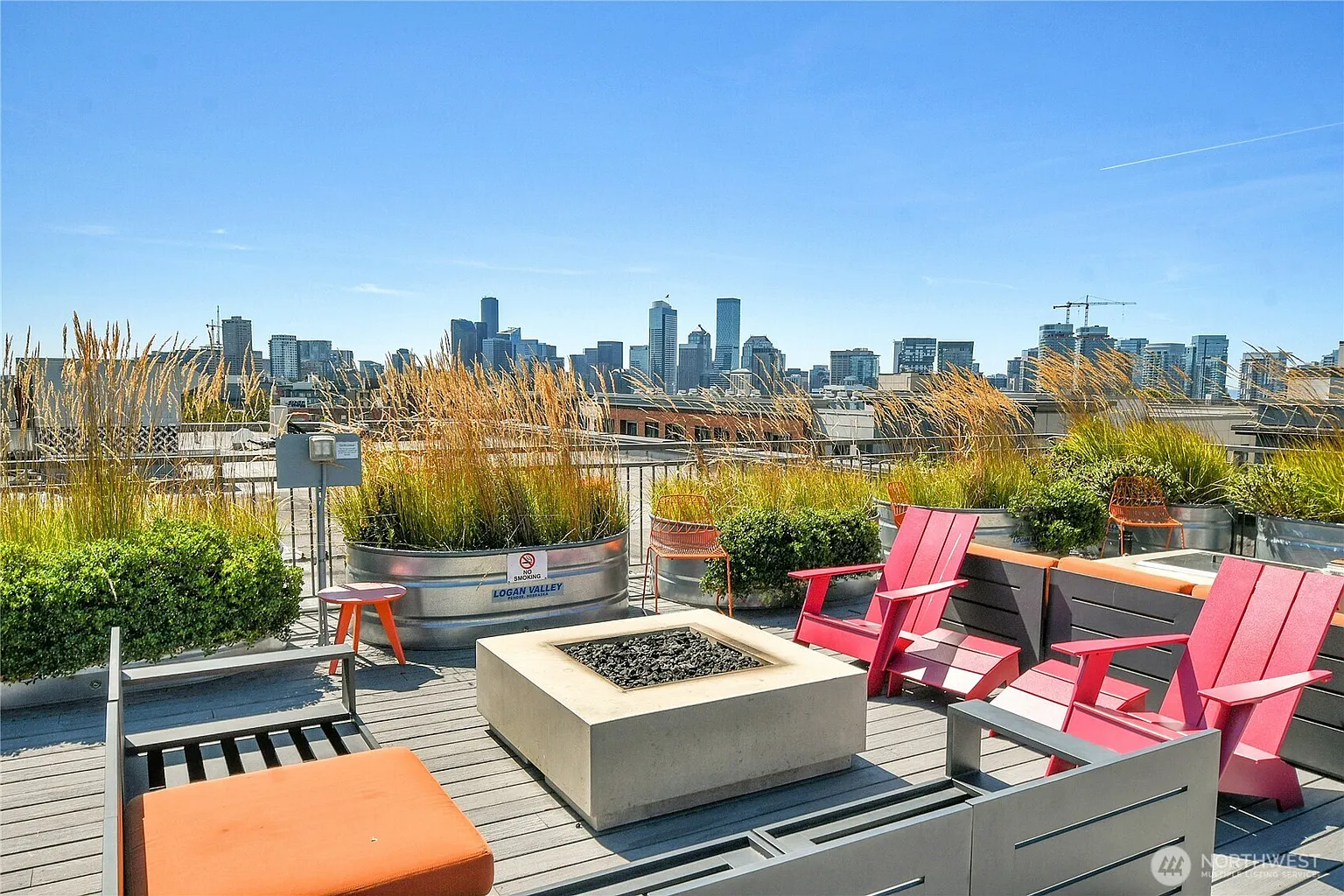 530 Broadway E #414 photo 1