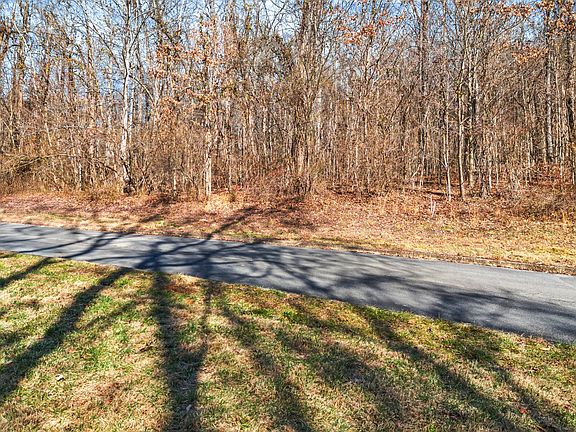 3rd image of LOT 11 Meadowood Rd