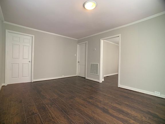 3rd image of 510 S Lorraine St