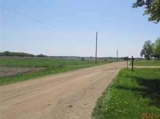 10242 Bixby Pl, Blooming Prairie, MN 55917