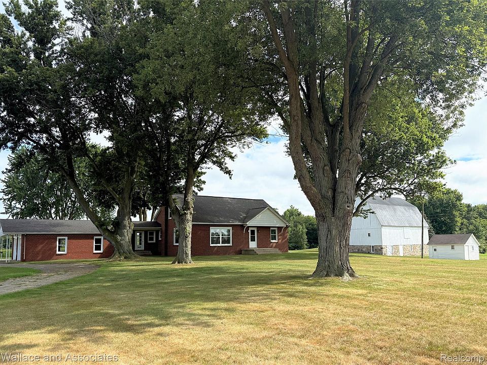 1st image of 365 Peck Rd