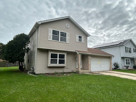 3rd image of 715 Wright Rd