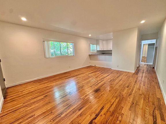 3rd image of 3771 Vinton Ave APT 2