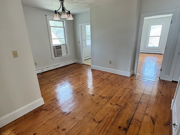 106 Hale St #2 — Photo 3
