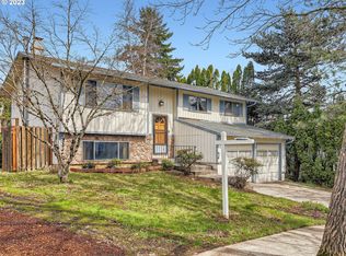 1425 SW 5th Pl, Gresham, OR 97080